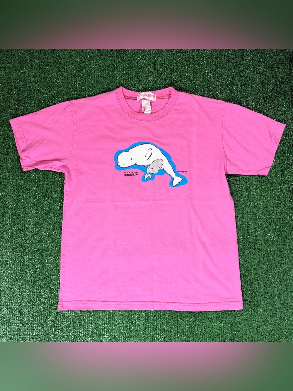 Women’s Marc Tano Vancouver Aquarium Beluga Whale T-Shirt Size 12 Pink